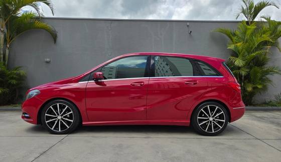 MERCEDES-BENZ B 200 1.6 SPORT TURBO GASOLINA 4P AUTOMÁTICO